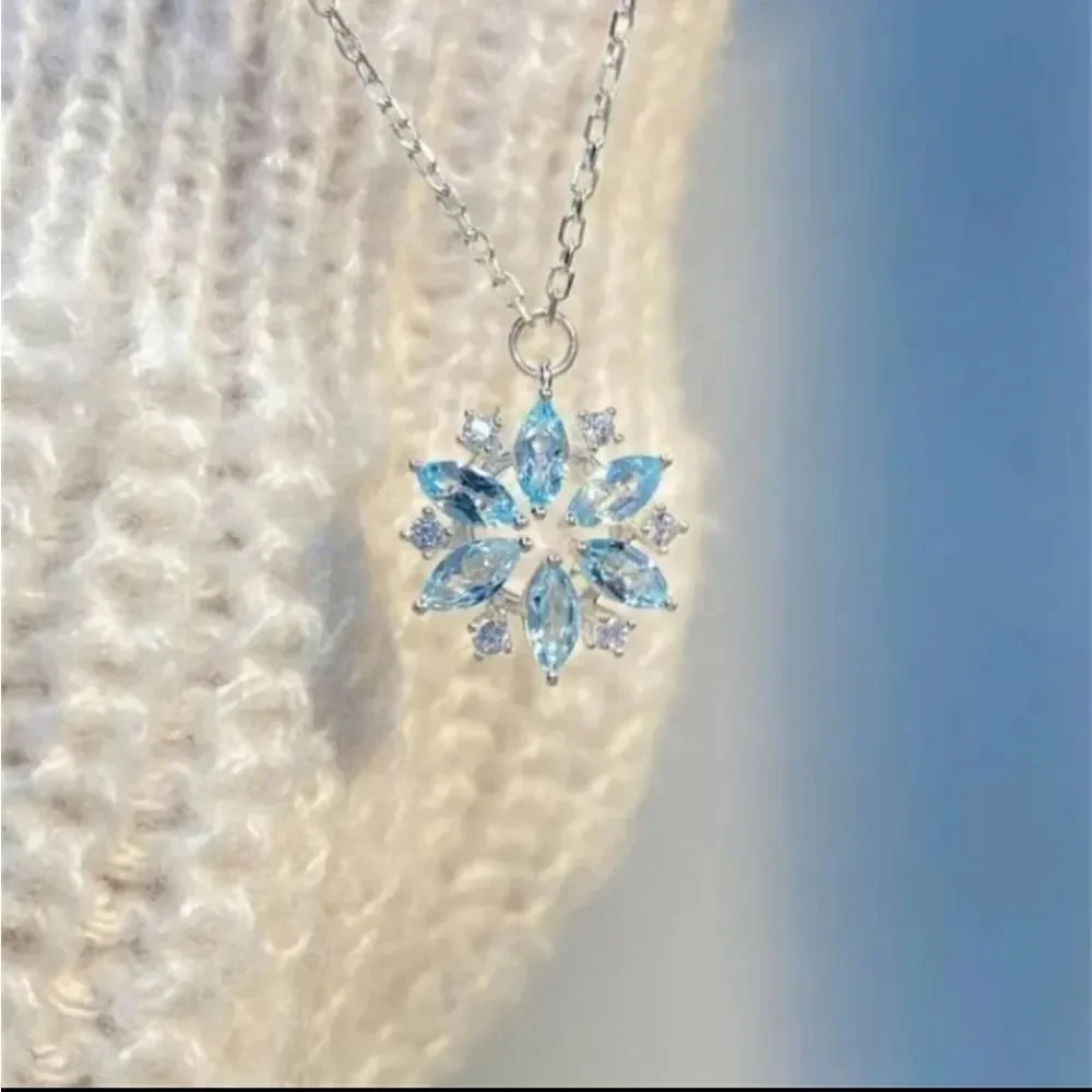 👋 Disney Frozen Snowflake Necklace | Mix And Match 3/$20